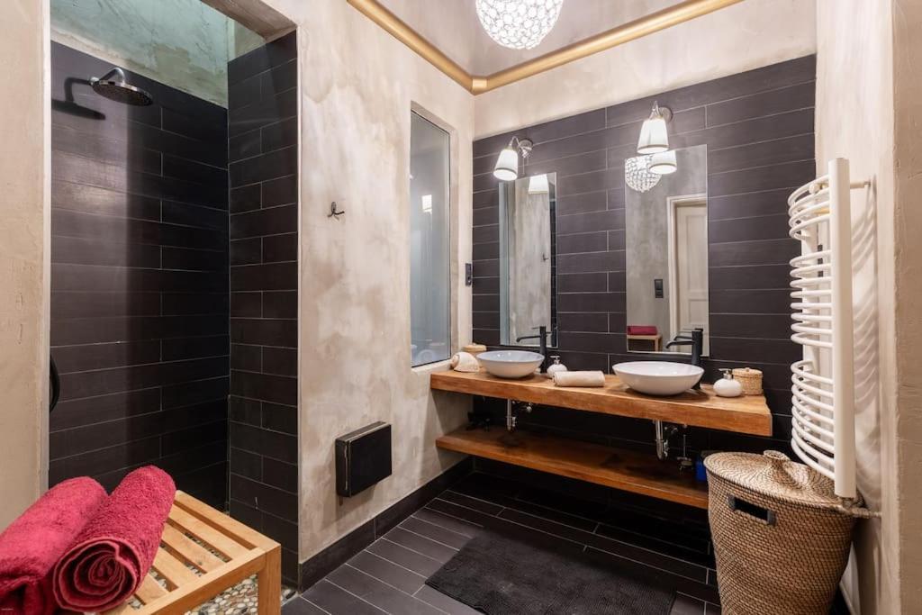 Bourgeois Boheme Apt. 88 M² City Center Budapeste Exterior foto