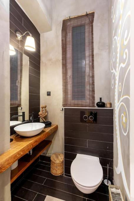 Bourgeois Boheme Apt. 88 M² City Center Budapeste Exterior foto